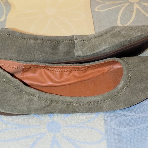 Lucky Brand LP-Erin Muted Olive Suede Ballet Flats Size 7.5 - Picture 3 of 6